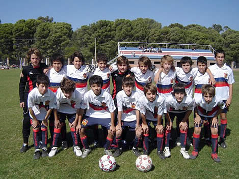 FOTO: La 98 con un gol de Enzo Rosello ganó por 1 a 0.