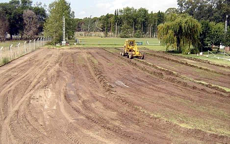 FOTO: Comenzaron los trabajos para nuevas canchas