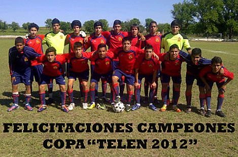 Los jóvenes extranjeros Campeones de la Copa Telén.