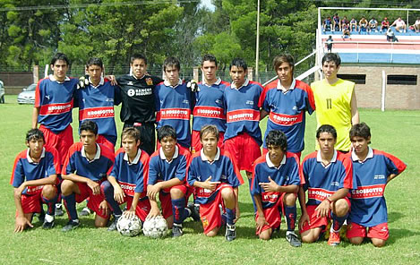 FOTO: La cuarta división, que está invicta y puntera.