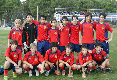 Quinta división, que dirige técnicamente Raúl Correa.